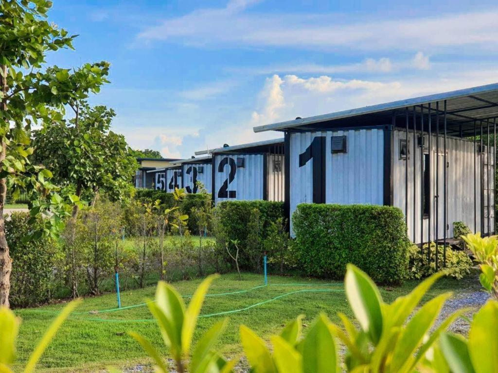 Boxotel Ban Nong Chik  Exterior foto